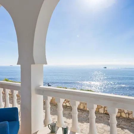 Bright Beachfront - Ref 157 By Costarentals Apartment *