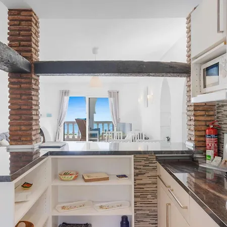 Bright Beachfront - Ref 157 By Costarentals アパート *