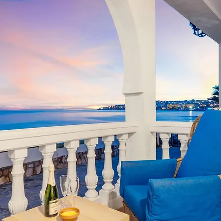 Apartment Bright Beachfront - Ref 157 By Costarentals *