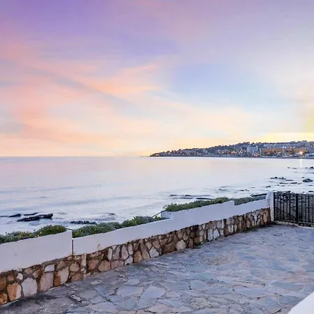 Bright Beachfront - Ref 157 By Costarentals