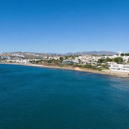 Bright Beachfront - Ref 157 By Costarentals