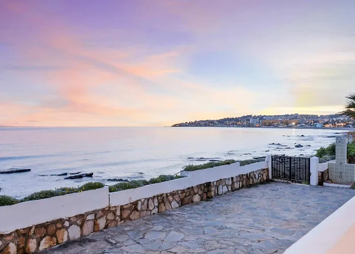 Bright Beachfront - Ref 157 By Costarentals